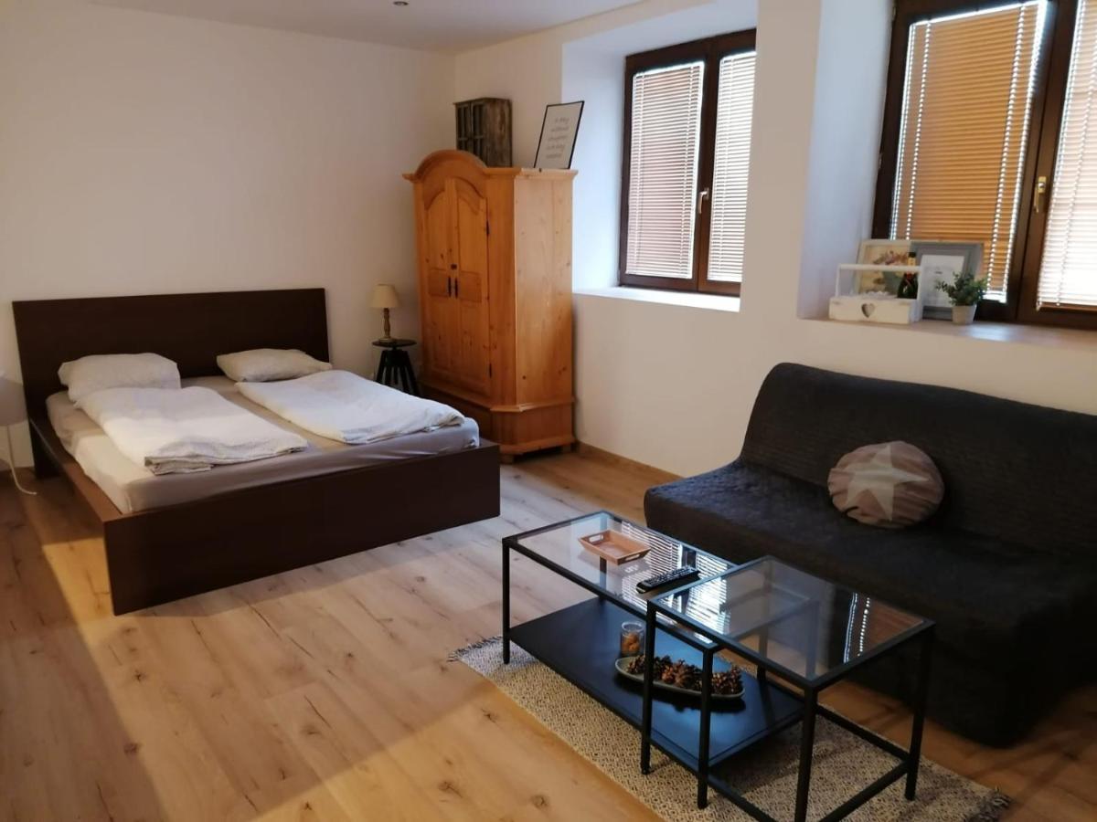 Dubnica nad Váhom Apartment Dubnica Prejta מראה חיצוני תמונה